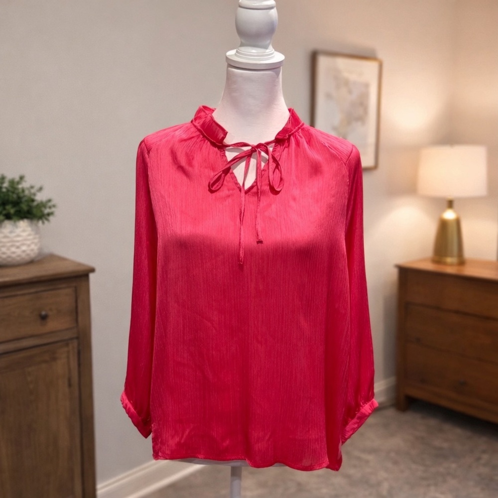 Vince Camuto Women's Blouse in Bold Pink Size M